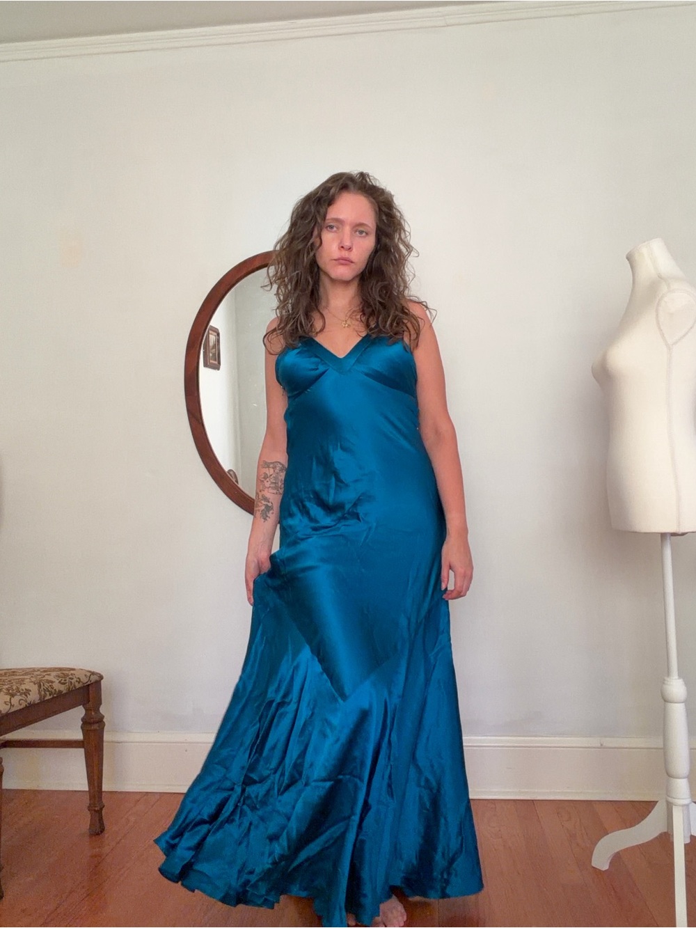 Vintage %100 Silk Backless Gown